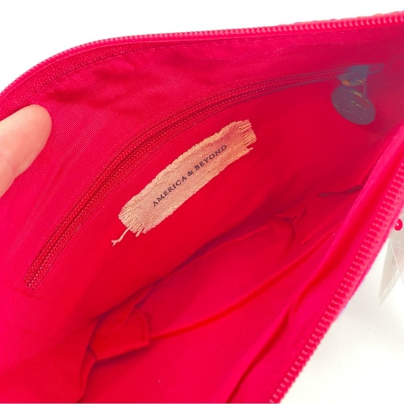 America & Beyond Pink Sequin Joy Zipper Clutch - Picture 4 of 6